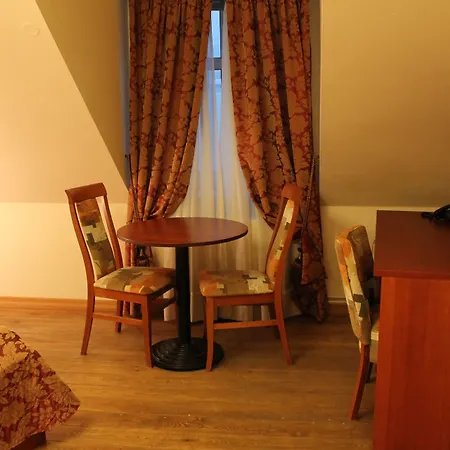 Enjoy Ξενοδοχείο Πίλζεν