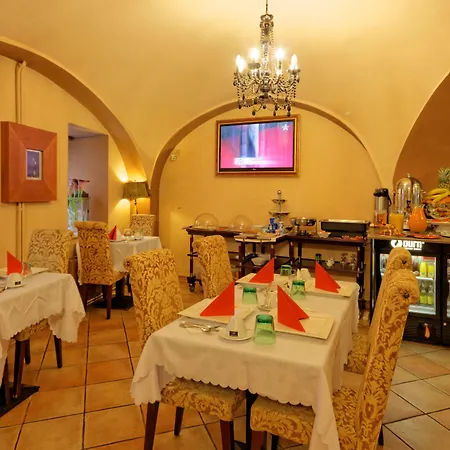 Ξενοδοχείο Enjoy 3*