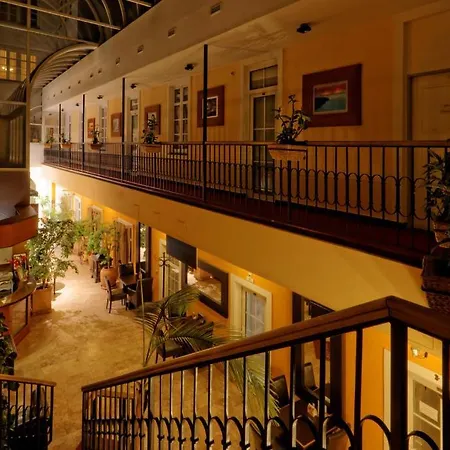 Enjoy Ξενοδοχείο